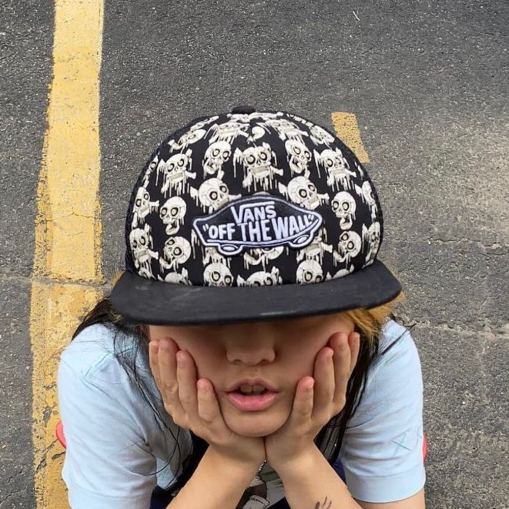 VANS hat glow in the dark